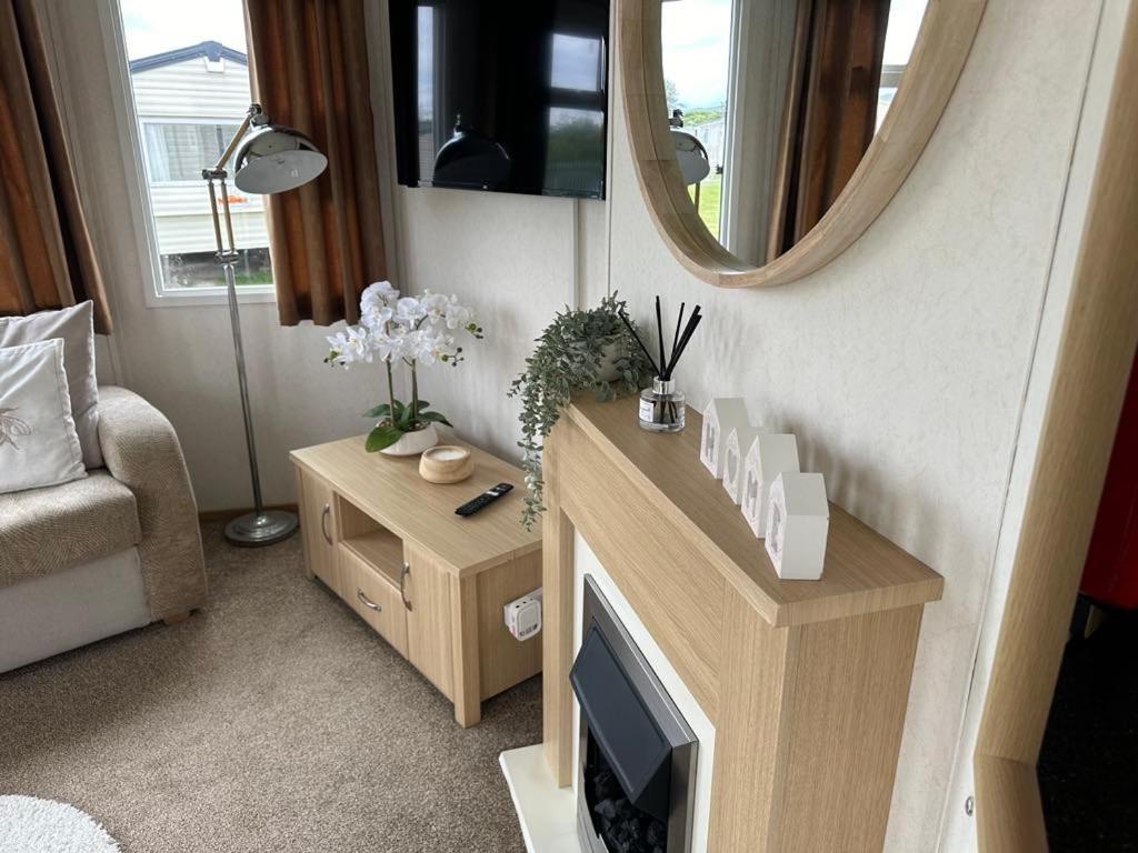 Marine Getaways Caravan Hire Rhyl Buitenkant foto