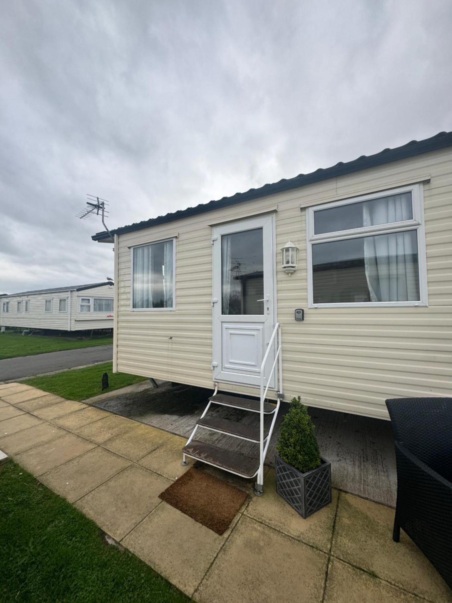 Marine Getaways Caravan Hire Rhyl Buitenkant foto